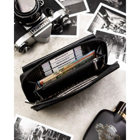 Skórzana, czarna saszetka męska z systemem RFID - Rovicky