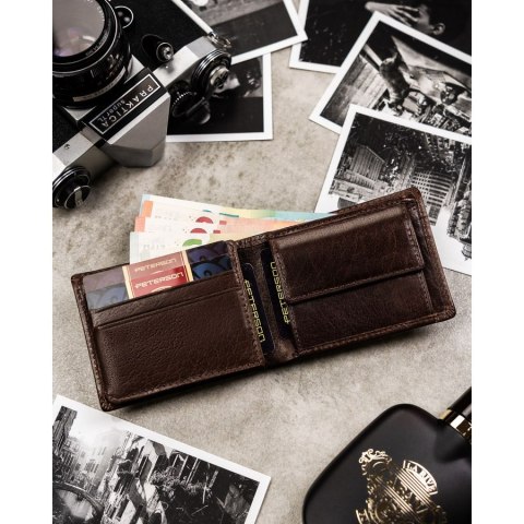 Brązowy portfel męski ze skóry naturalnej wyposażony w system RFID - Peterson