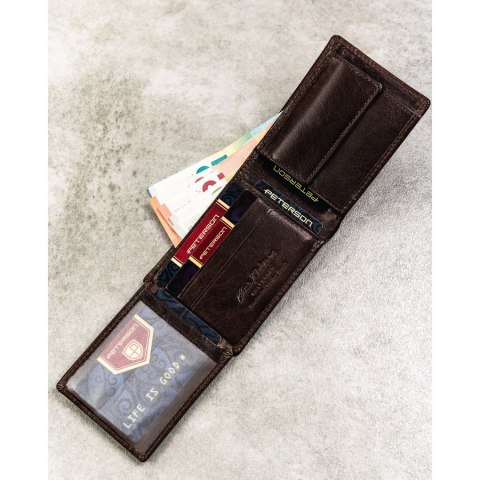 Brązowy portfel męski ze skóry naturalnej wyposażony w system RFID - Peterson