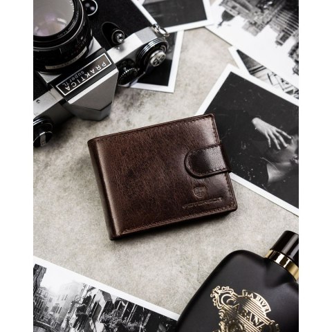 Skórzany, brązowy portfel męski zamykany na zatrzask, wyposażony w system RFID - Peterson