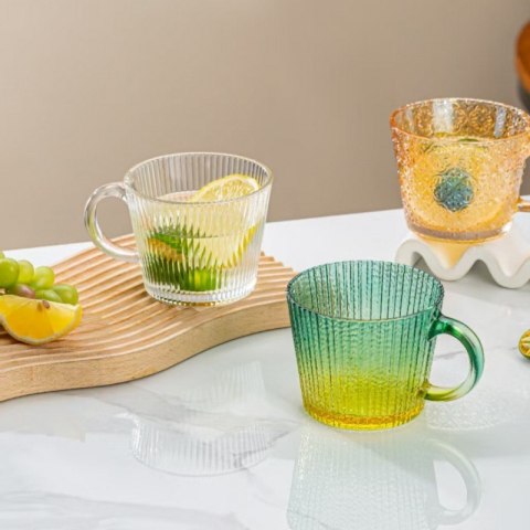 Filiżanka szklanka ryflowana duża butelkowa zieleń ombre 380 ml 1szt SZK176
