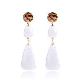 Kolczyki wiszące białe K1044B