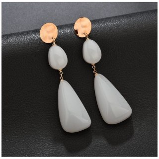 Kolczyki wiszące białe K1044B