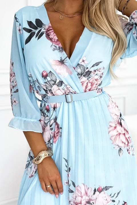 448-3 YUNA Plisowana sukienka midi z dekoltem i paskiem - RÓŻE na błękitnym tle - UNI