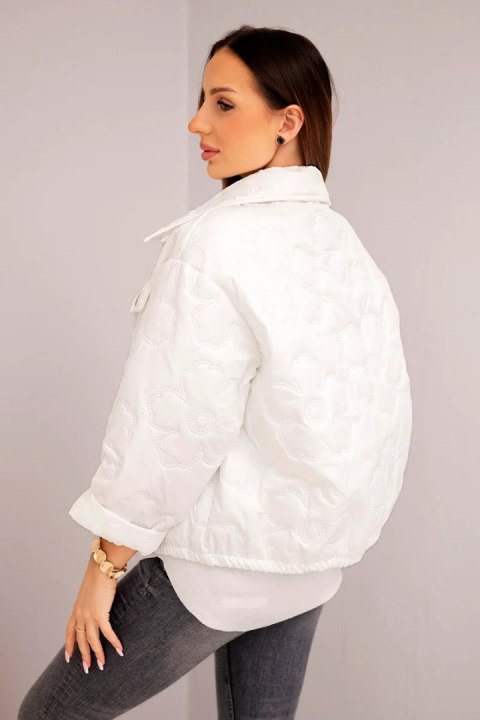 Kurtka damska wiosenna pikowana z kwiatowym wzorem biała