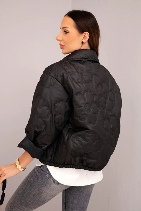 Kurtka damska wiosenna pikowana z kwiatowym wzorem czarna