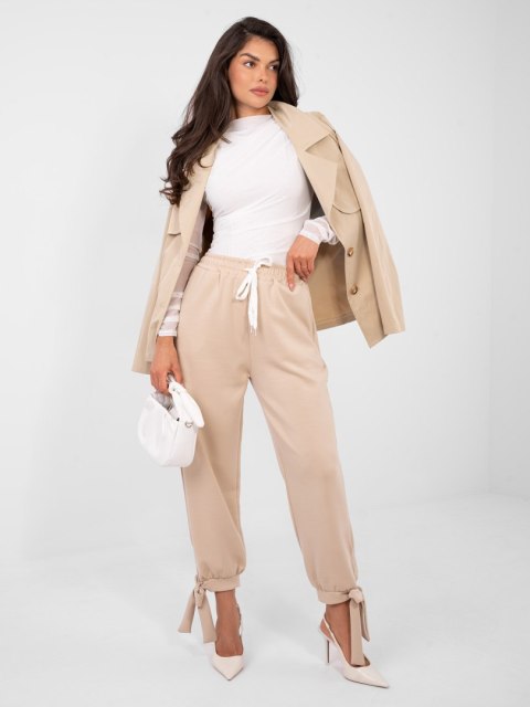Beżowe joggery damskie z wiązaniem w pasie