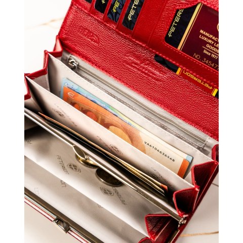 Czerwony, duży portfel damski ze skóry naturalnej z tłoczeniem na wzór skóry krokodyla - Peterson