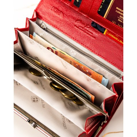 Czerwony portfel damski ze skóry naturalnej z tłoczeniem na wzór skóry krokodyla - Peterson