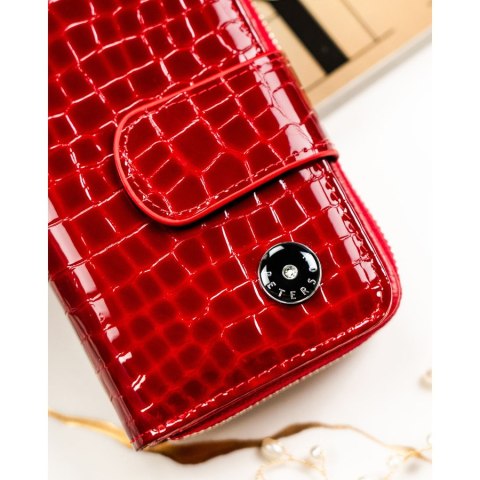 Pionowy, czerwony portfel damski ze skóry naturalnej zamykany na suwak i zatrzask - Peterson