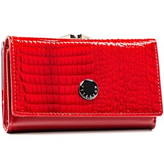 Portfel damski ze skóry naturalnej w czerwonym kolorze zamykany na zatrzask i bigiel - Peterson