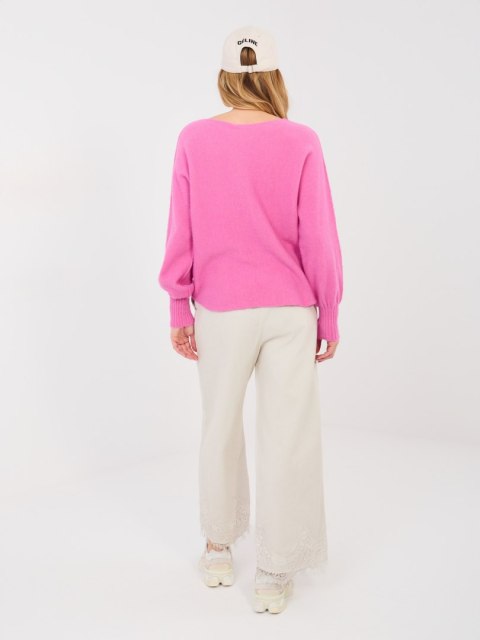 Spodnie jeansowe damskie wide leg z koronką przy nogawkach