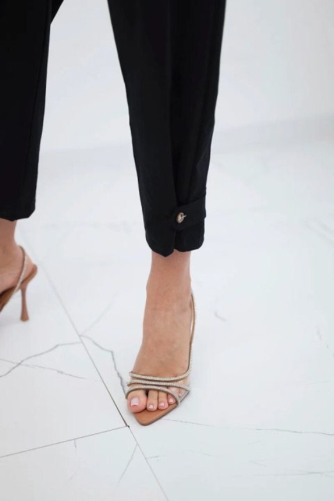 Spodnie Summer Punto z zapięciem na nogawkach czarne