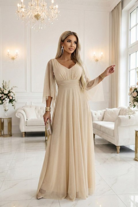 655-4 Długa połyskująca w świetle suknia z dekoltem i transparentnym rękawkiem - szampański beż - UNI