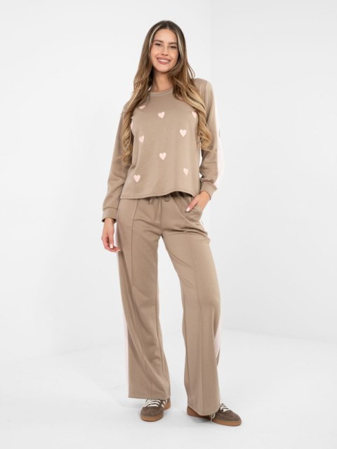 Ciemnobeżowy komplet damski z bluzą w serduszka RUE PARIS