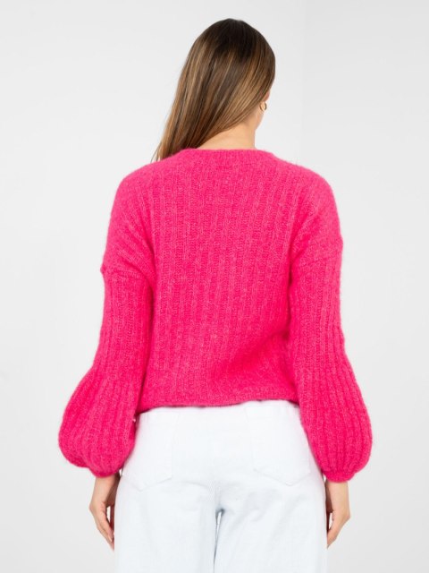 Modny sweter oversize damski fuksjowy na co dzień