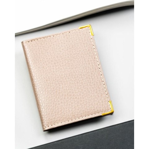 Beżowe etui na karty wykonane ze skóry naturalnej
