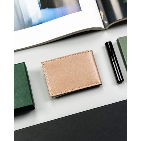 Beżowe, skórzane etui na karty