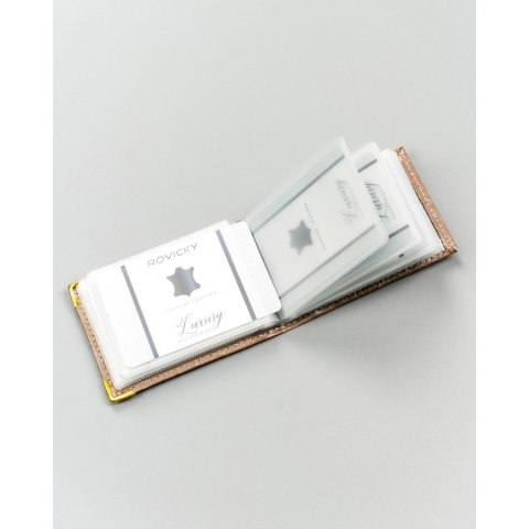 Beżowe, skórzane etui na karty