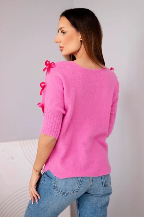 Sweter damski z krótkim rękawem i ozdobnymi kokardkami różowy