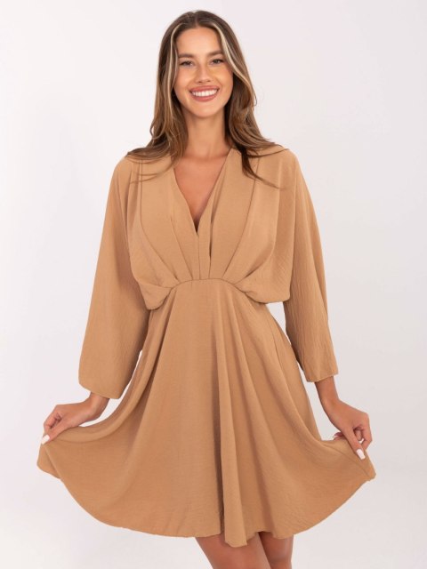 Sukienka-DHJ-SK-11981B.19-ciemny bezowy