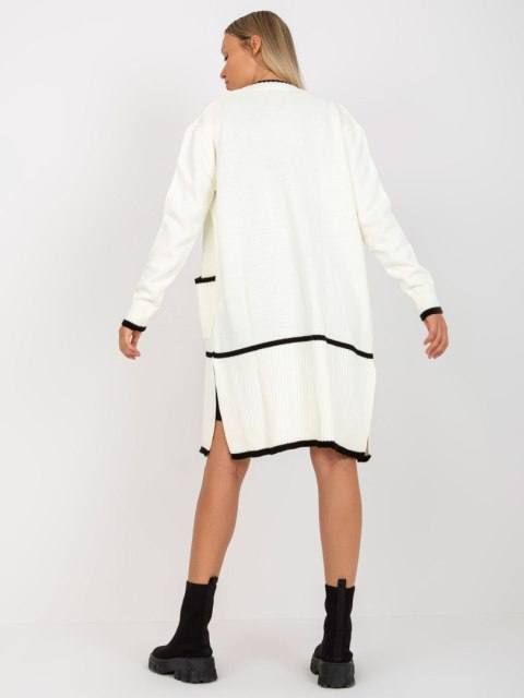 Sweter-LC-SW-0340.42P-biało-czarny