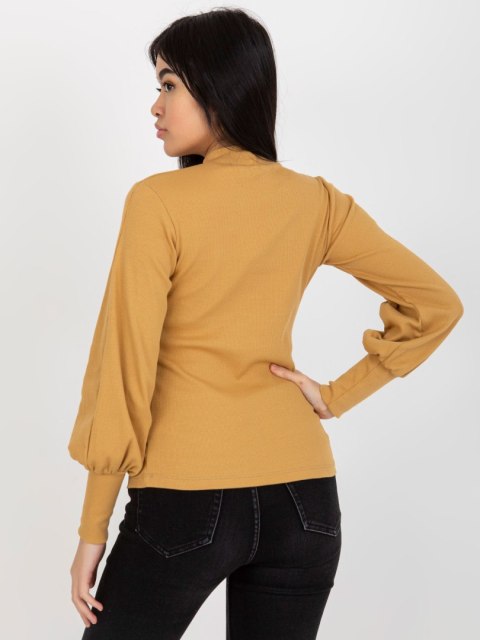 Bluzka-RV-BZ-5223.15-jasny camelowy