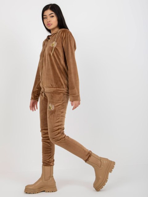 Komplet-RV-KMPL-8443.98P-camelowy