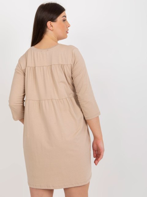 Sukienka-RV-SK-6274.36P-camelowy