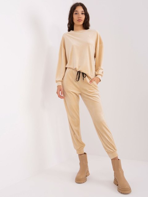 Komplet-DHJ-KMPL-8328.97-beżowy