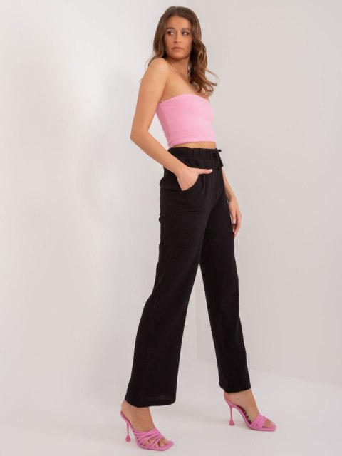 Spodnie-D70032M62242A4-czarny