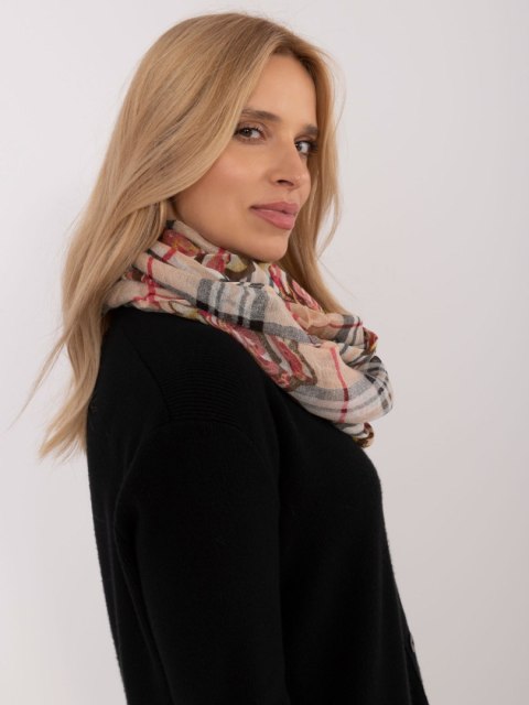 stylowy szal damski brzoskwiniowy z frędzlami