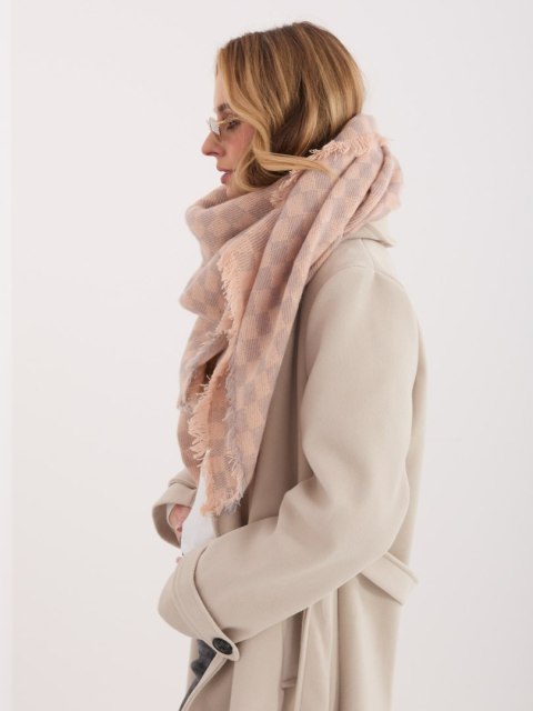 Szalik-AT-SZ-16501.06-brzoskwiniowy