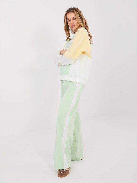 Komplet-IT-KMPL-22210.93-jasny zielony