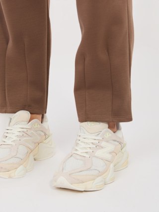 Komplet-IT-KMPL-20583.09P-brązowy