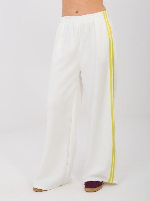 Komplet-IT-KMPL-21772.63-ecru