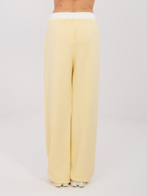 Komplet-IT-KMPL-22210.93-jasny żółty