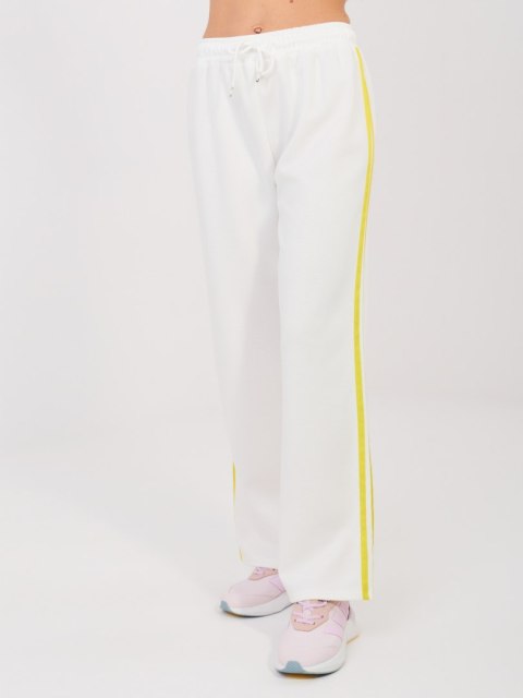 Komplet-IT-KMPL-21782.91-ecru