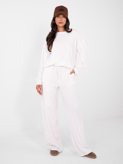 Komplet-LK-KMPL-509968.65-ecru