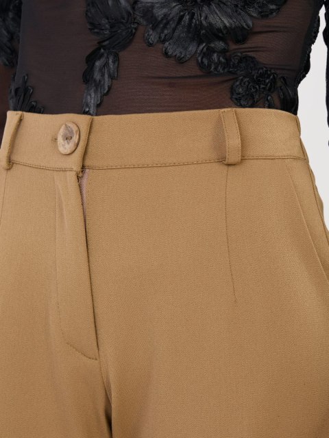 Spodnie-LK-SP-509969.95-camelowy