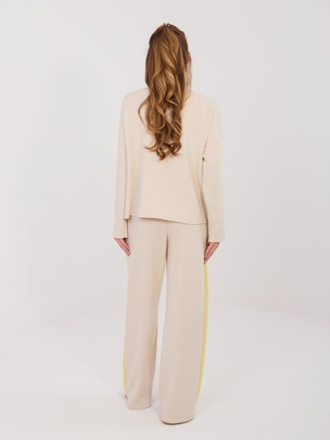 Komplet-IT-KMPL-22220.69-jasny beżowy