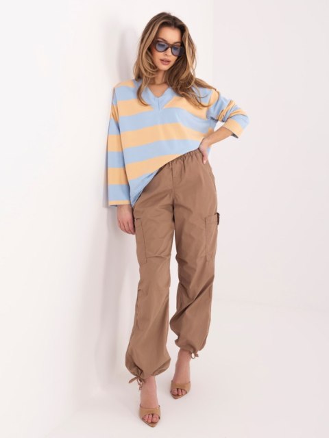 Bluzka-IT-BZ-6606.00-jasny niebieski