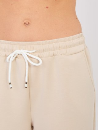 Komplet-IT-KMPL-22230.18-beżowy