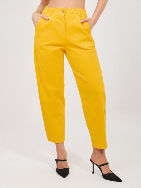 Spodnie-IT-SP-FL8916.80-żółty