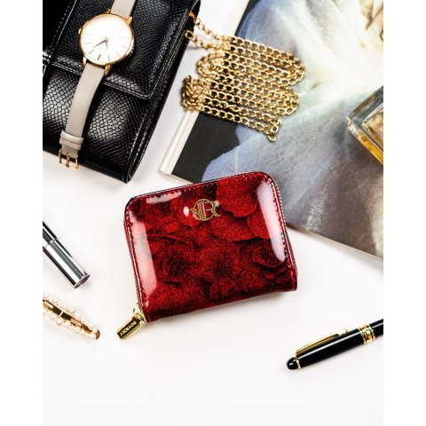 Elegancki portfel damski wykonany ze skóry ekologicznej w czerwonym kolorze ze wzorem w kwiaty - Rovicky