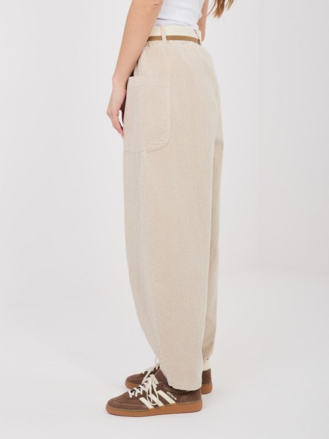 spodnie damskie sztruksowe beżowe wysoki stan stylowy wieszak