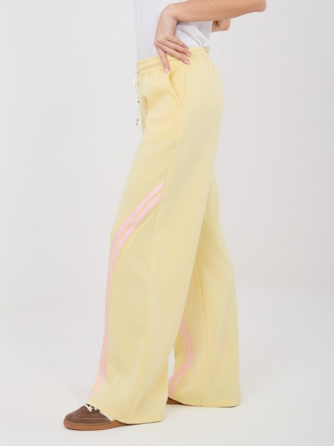 Spodnie dresowe-IT-DR-22168.66-jasny żółty