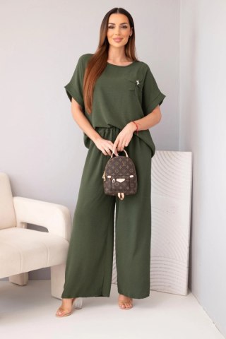 Komplet damski z wiskozy z kwiatem i szerokimi spodniami ciemne khaki Made in Italy