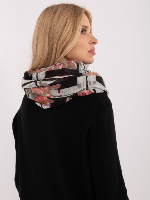 duża czarna chusta damska z frędzlami stylowy szal