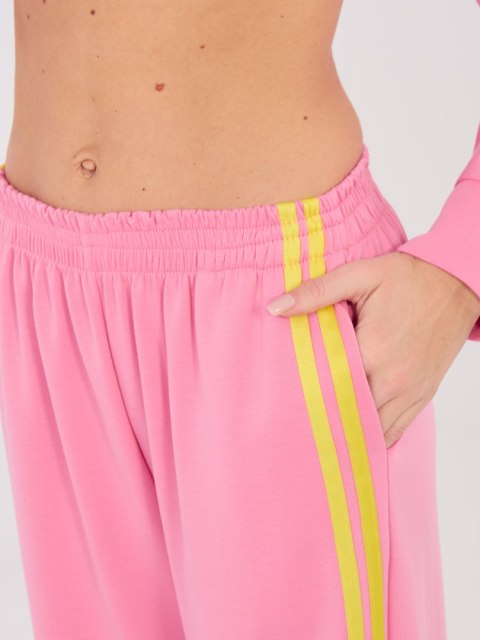 Spodnie dresowe-IT-DR-21772.91-ciemny różowy